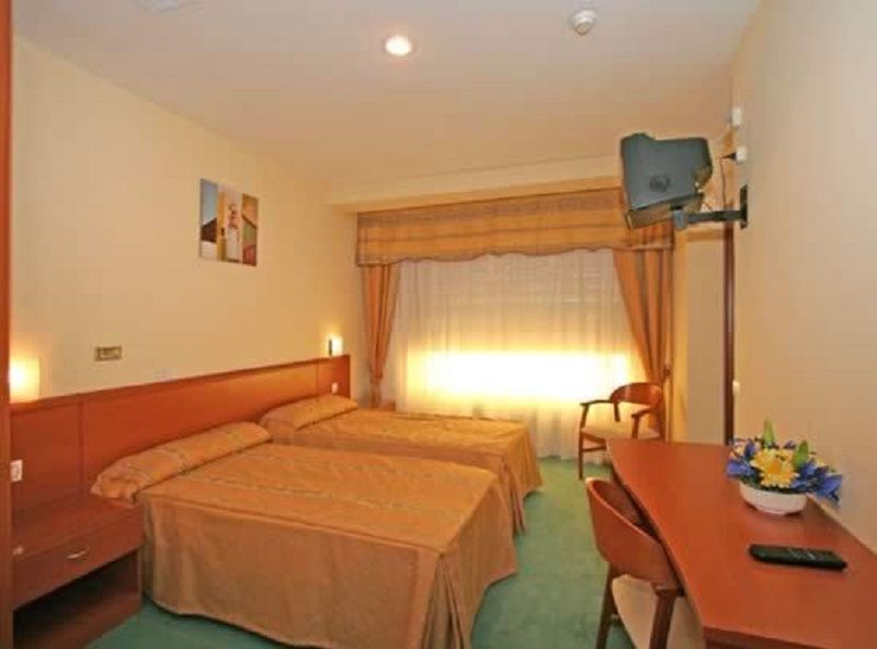 Hotel Las Vinas Arteixo Eksteriør bilde